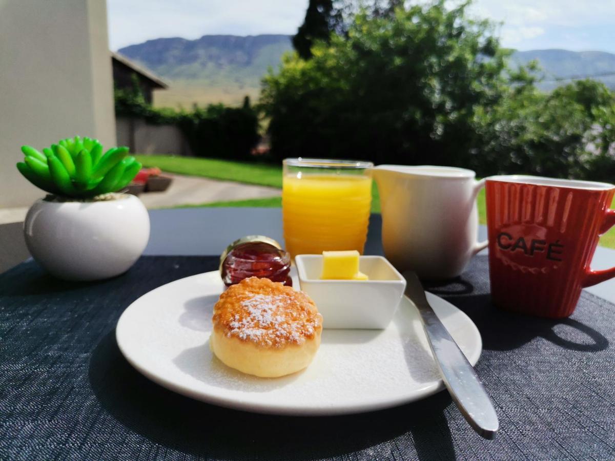 The Raz Bed and Breakfast Harrismith Buitenkant foto